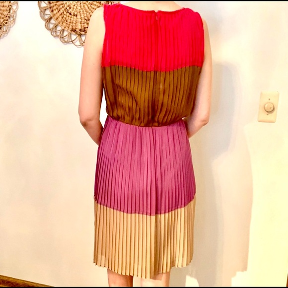 Color block dress - Picture 2 of 5